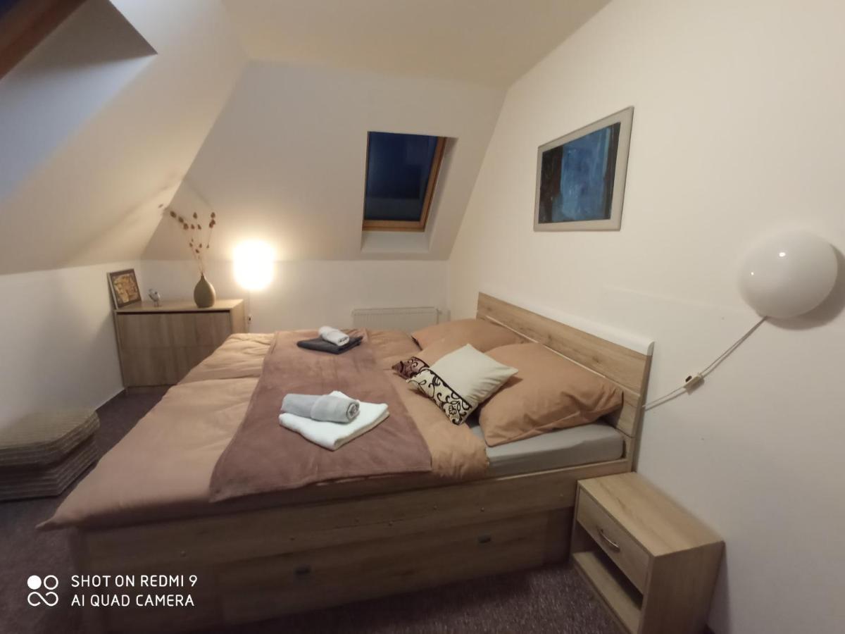 Apartman Violeta ハルラホフ エクステリア 写真